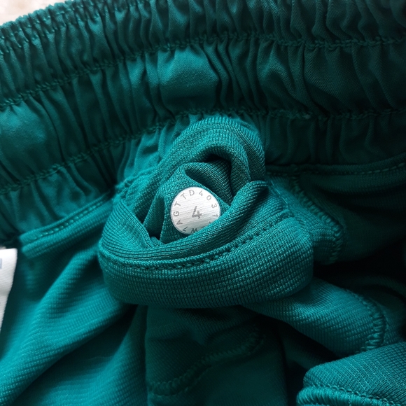 NWOT Lululemon Hotty Hot Shorts 4" Size 4 Tall - Teal Lagoon - Picture 10 of 14